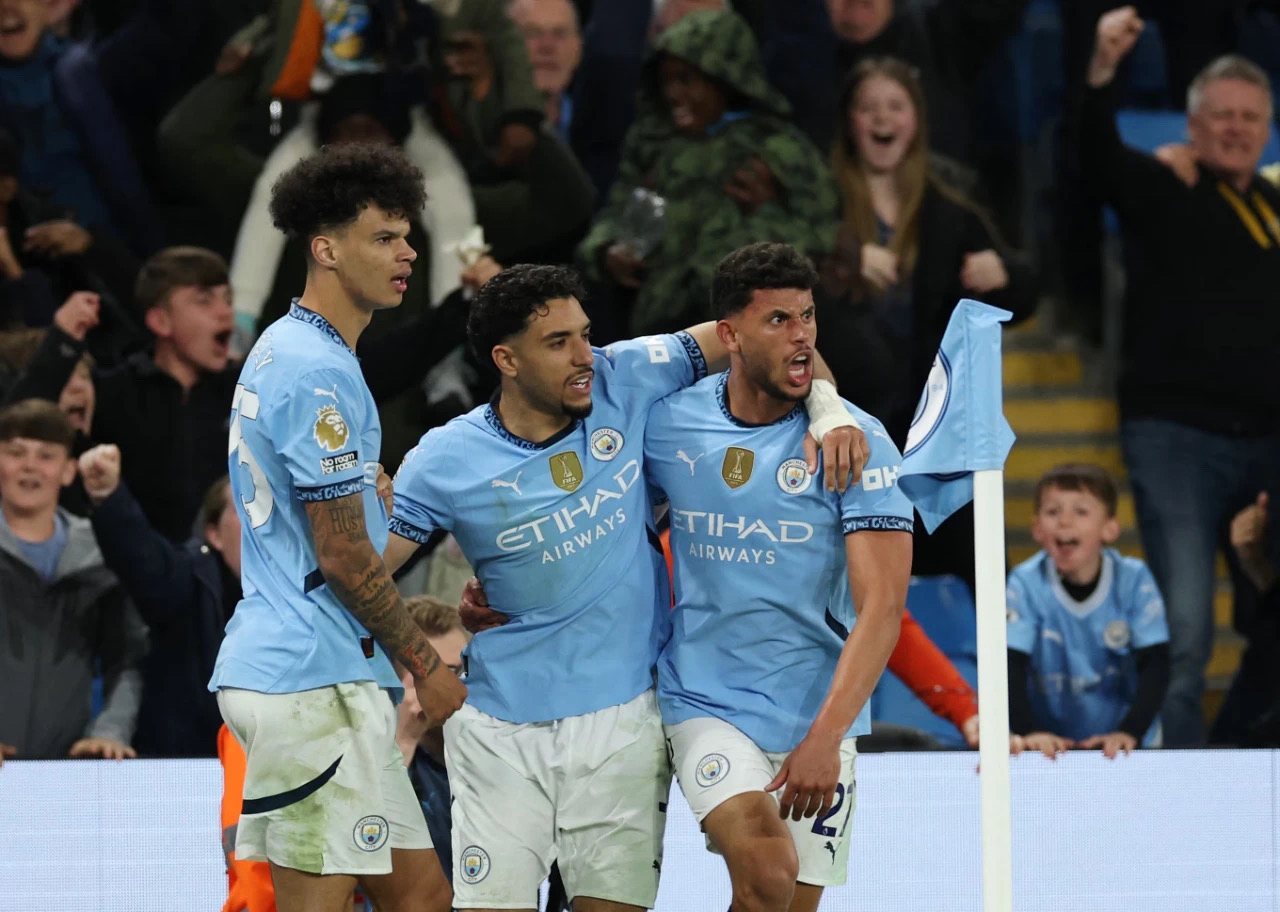 LOL官网登录入口-转会期英超焦点战，俄克拉荷马雷霆篮板制胜，压力陡增，医务组通报恢复的简单介绍