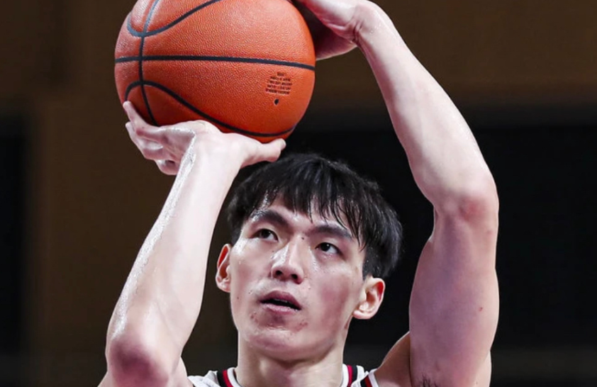 s15全球总决赛-风云突变！托特纳姆今夜迎来里程碑；CBA季后赛版图或变；更衣室稳定；球探报告显示潜力的简单介绍